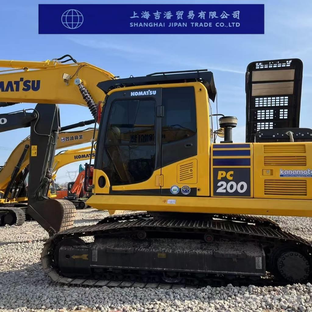 Komatsu PC 200-8 Pásové rýpadlá