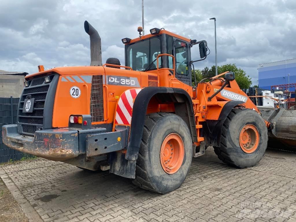 Doosan DL 350-3 Kolesové nakladače