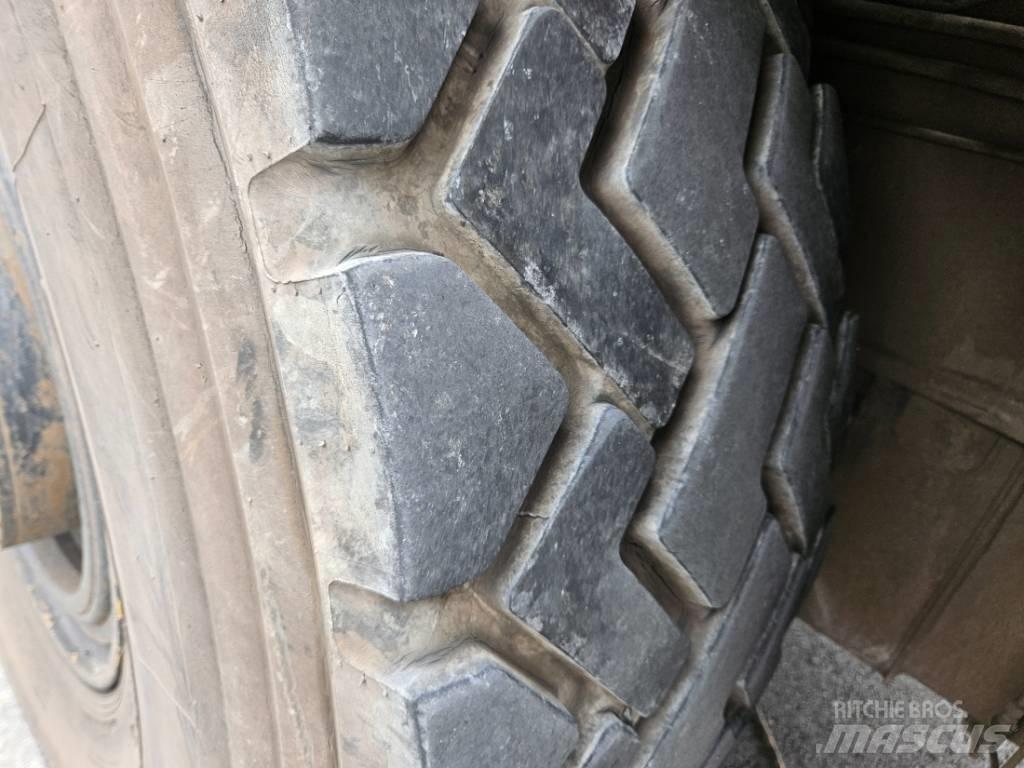 Kobelco RK 450-2 Žeriavy pre ťažký terén