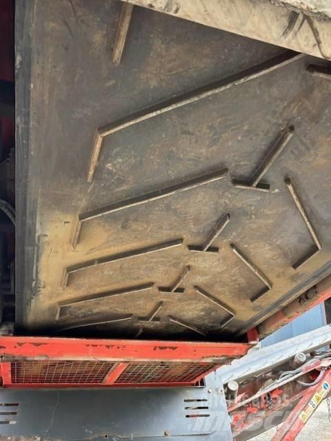 Sandvik QE 341 Mobilné triediče