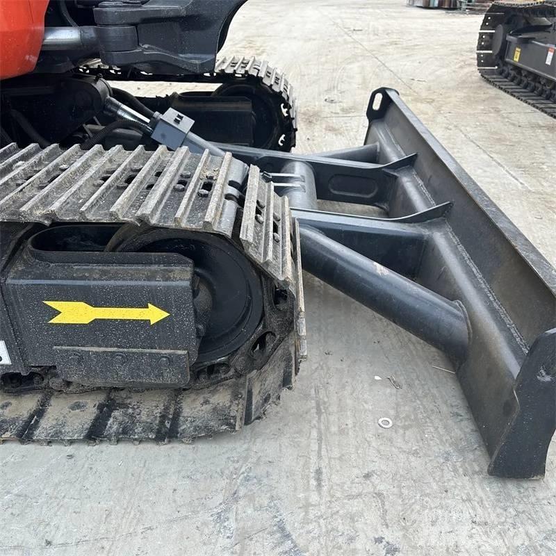 Kubota kx165 Pásové rýpadlá