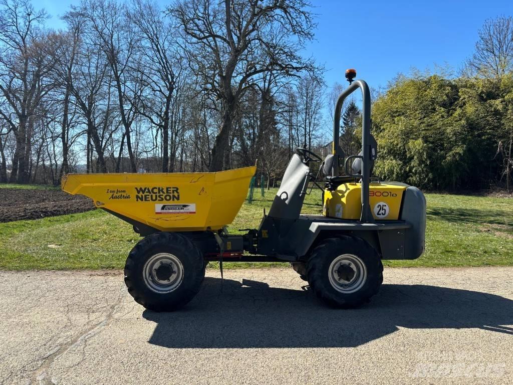 Wacker Neuson 3001 Stavebné sklápače