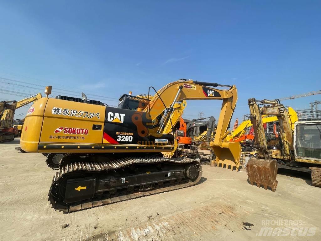 CAT 326 D2 Pásové rýpadlá