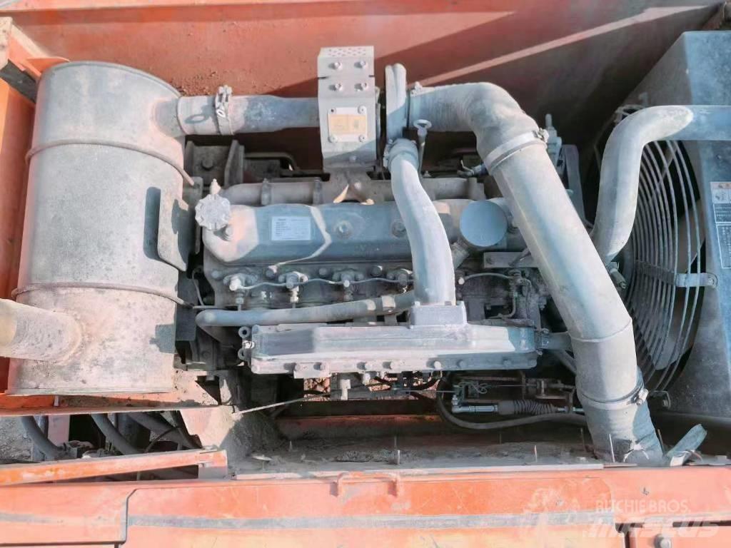 Doosan DH 210 W Kolesové rýpadlá