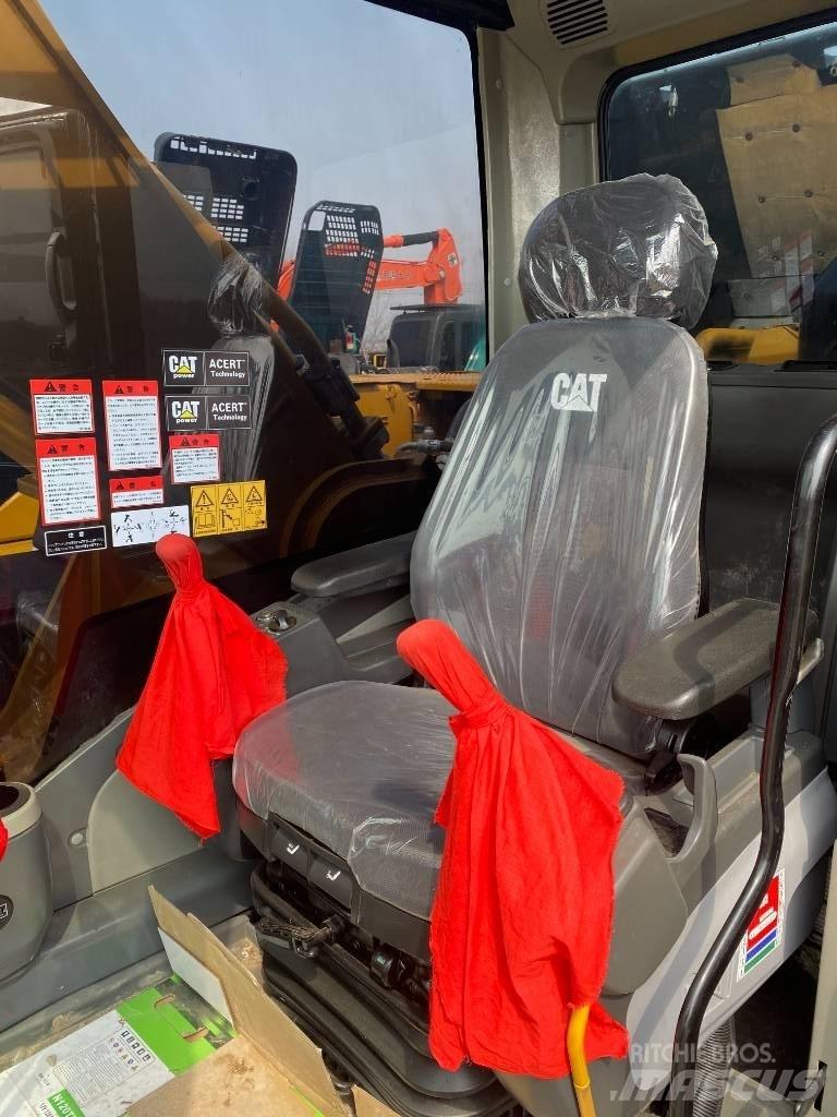 CAT 336D2 Pásové rýpadlá