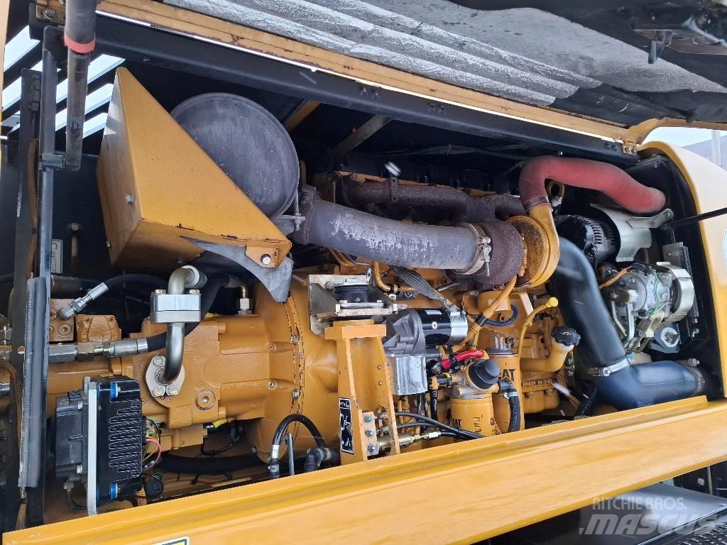 CAT 316 D Kolesové rýpadlá