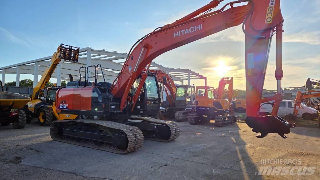 Hitachi ZX 210 Pásové rýpadlá