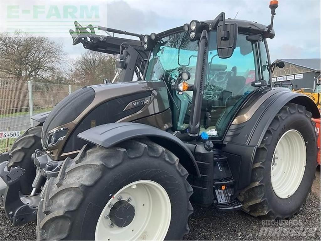 Valtra n175a Traktory