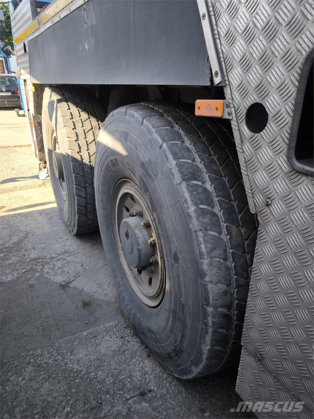 Demag AC 80-2 Univerzálne terénne žeriavy