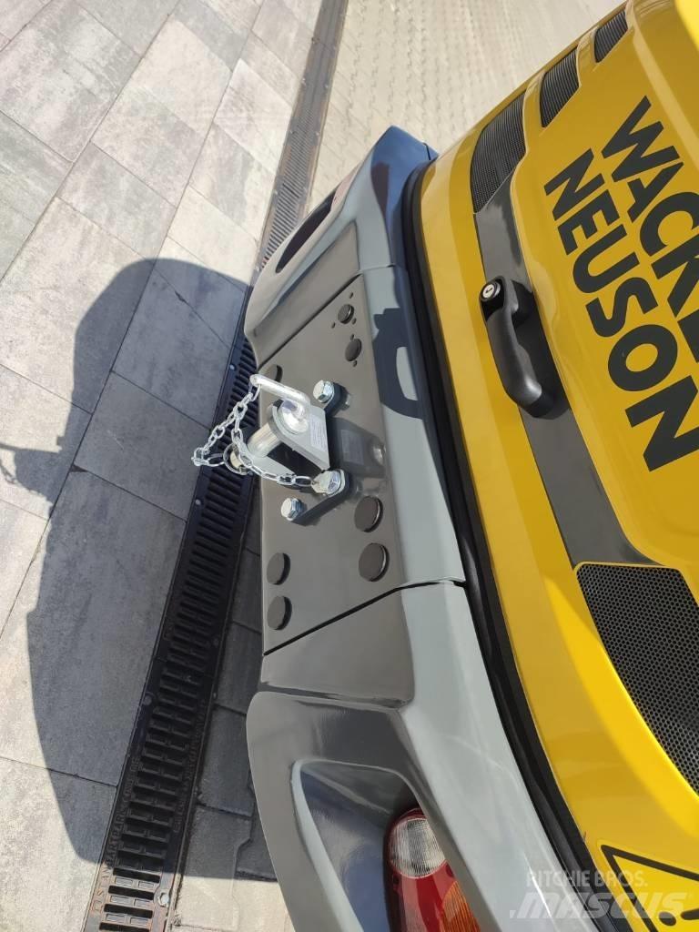Wacker Neuson WL 54 Kolesové nakladače