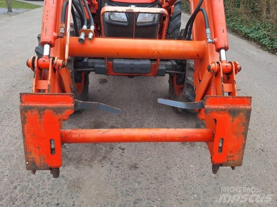 Kubota M9540 Traktory