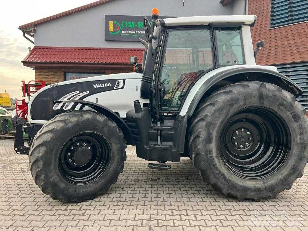 Valtra T 202 Versu Traktory