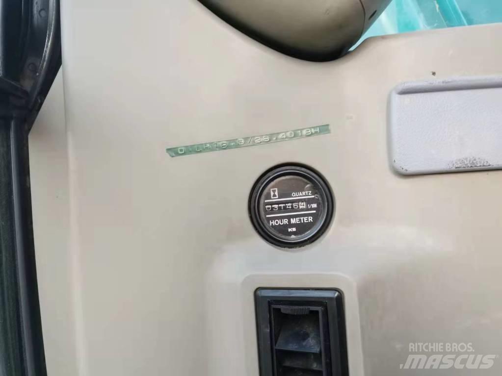 Kobelco SK 135 Pásové rýpadlá