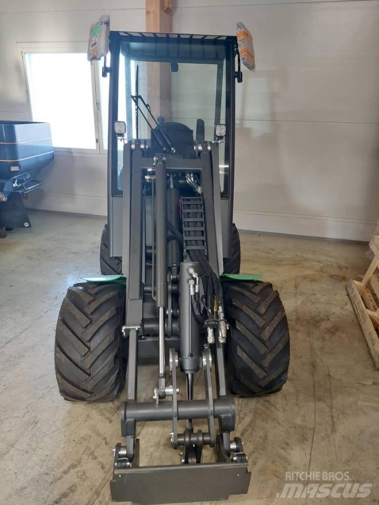Castloaders 800 ECO Viacúčelové nakladače