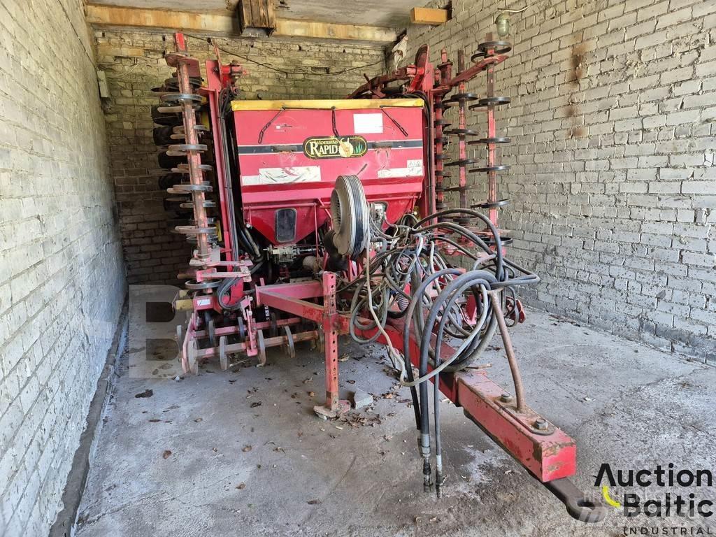 Väderstad Rapid Mechanické sejačky