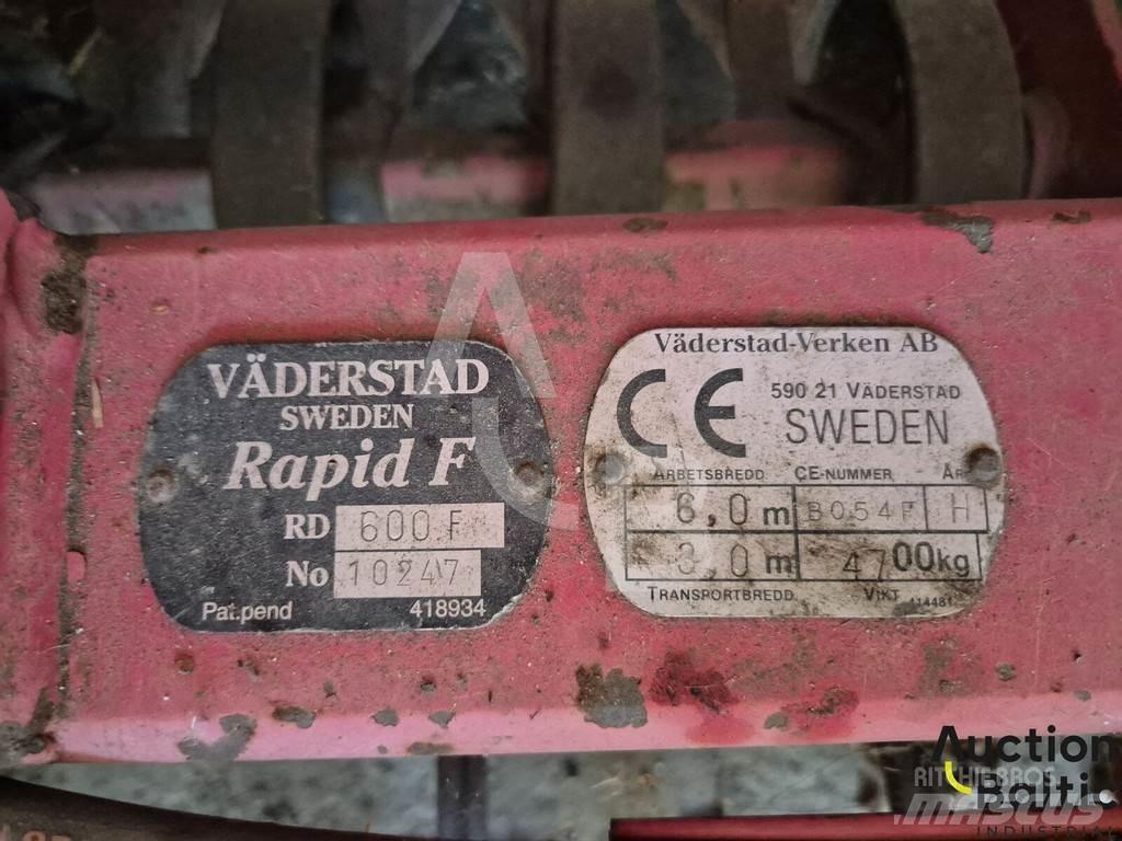 Väderstad Rapid Mechanické sejačky