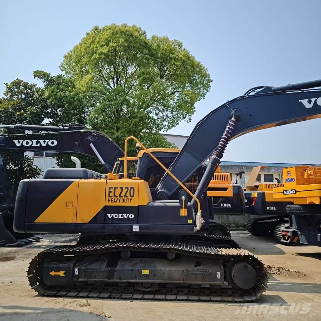 Volvo EC 220 Pásové rýpadlá