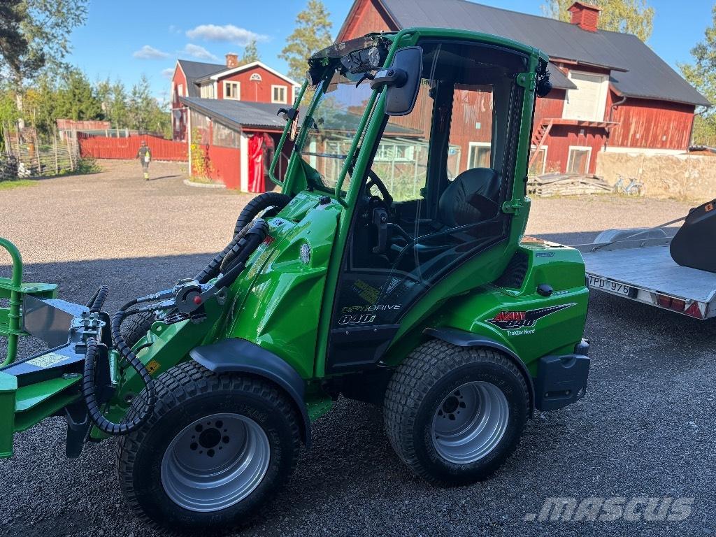 Avant 640 i Viacúčelové nakladače