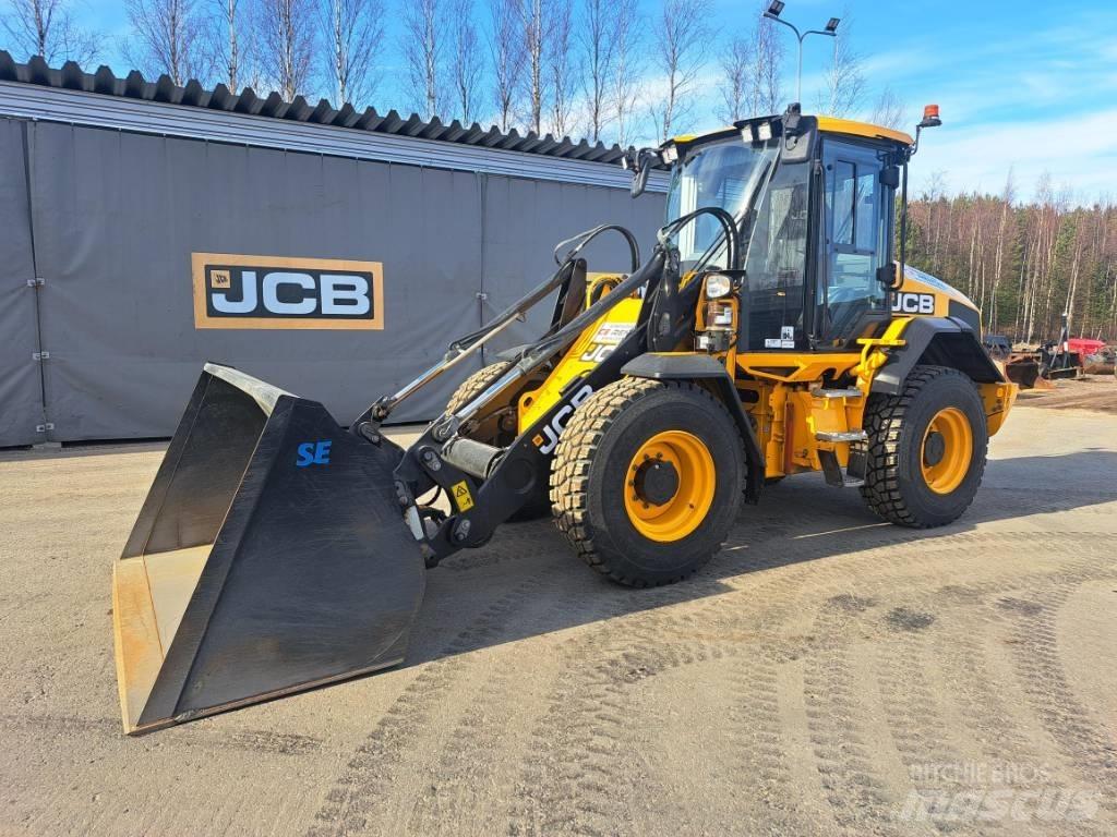 JCB 413 Kolesové nakladače