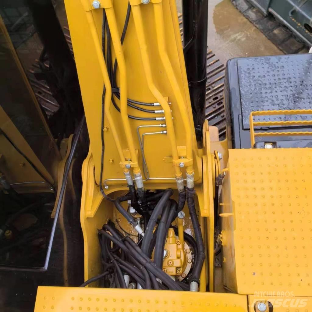 CAT 312 D Pásové rýpadlá