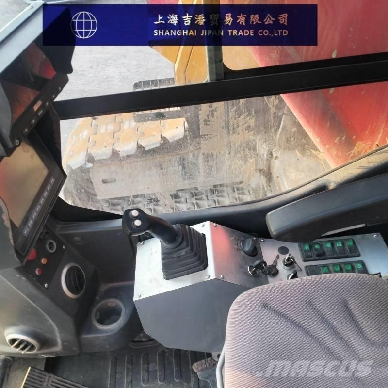 Sany SCC600A Pásové žeriavy