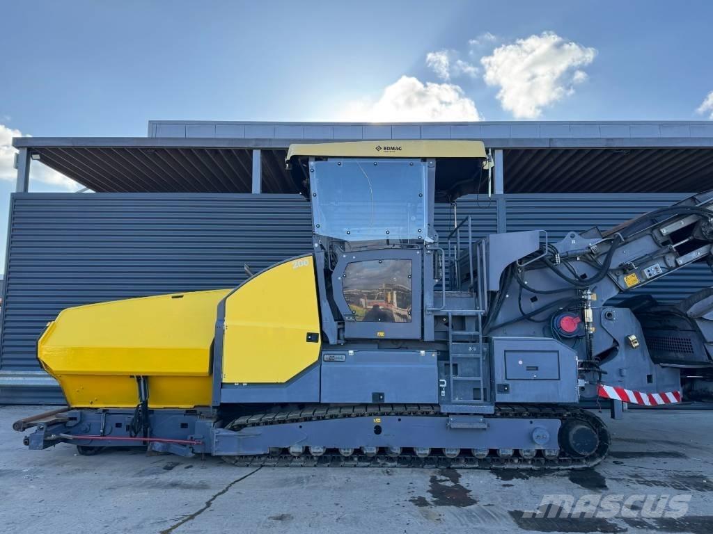 Bomag BMF 2500 S Finišéry