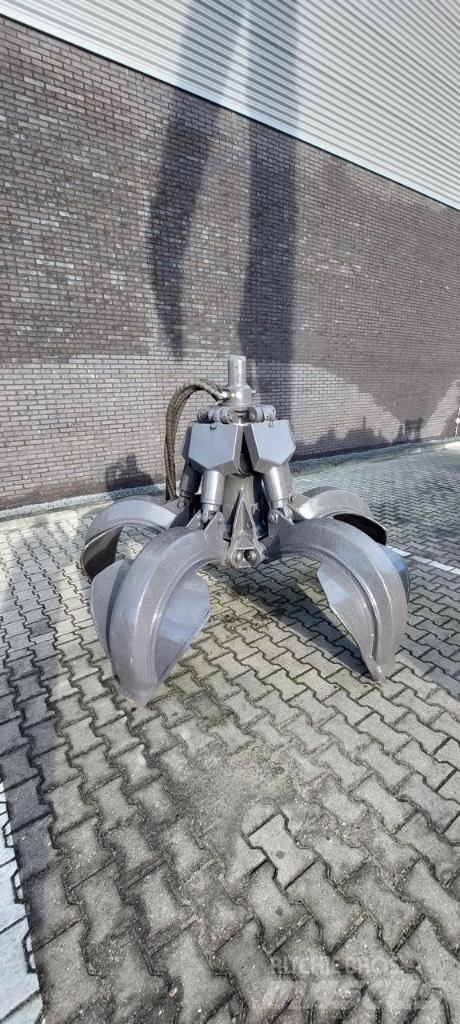 Fuchs 600L Grijper Drapáky