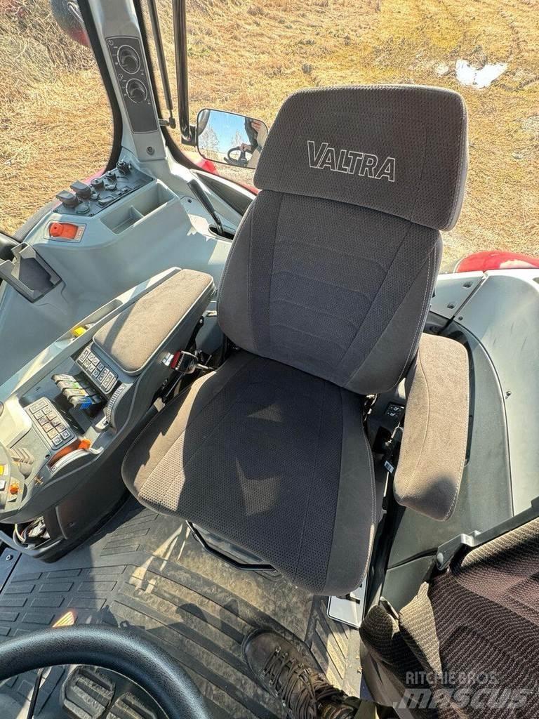 Valtra T255V Traktory
