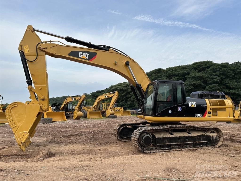 CAT 330 D L Pásové rýpadlá