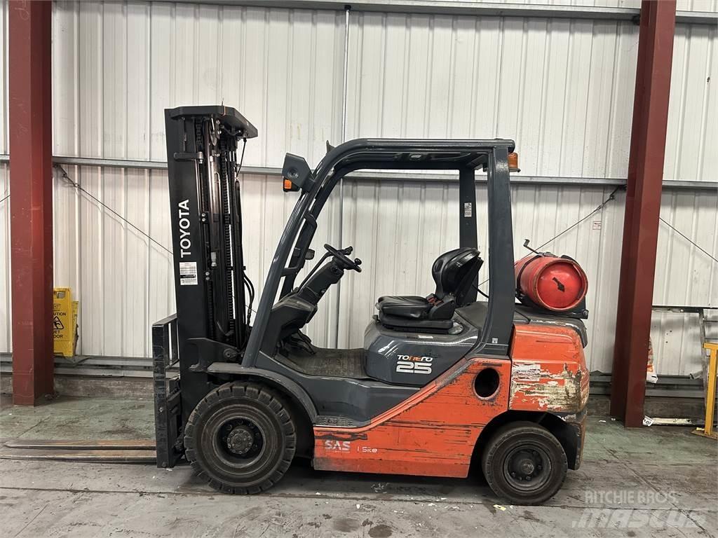 Toyota 02-8FGF25 LPG vozíky
