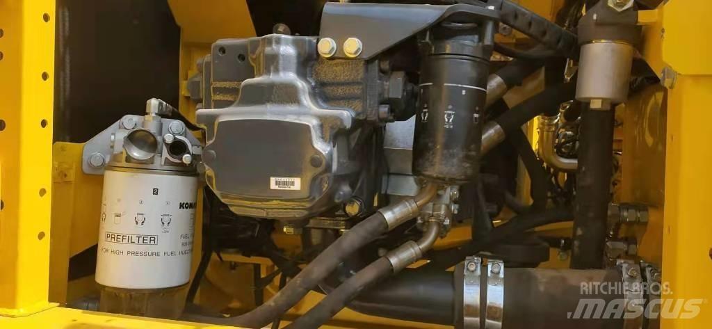 Komatsu pc200-8 Pásové rýpadlá