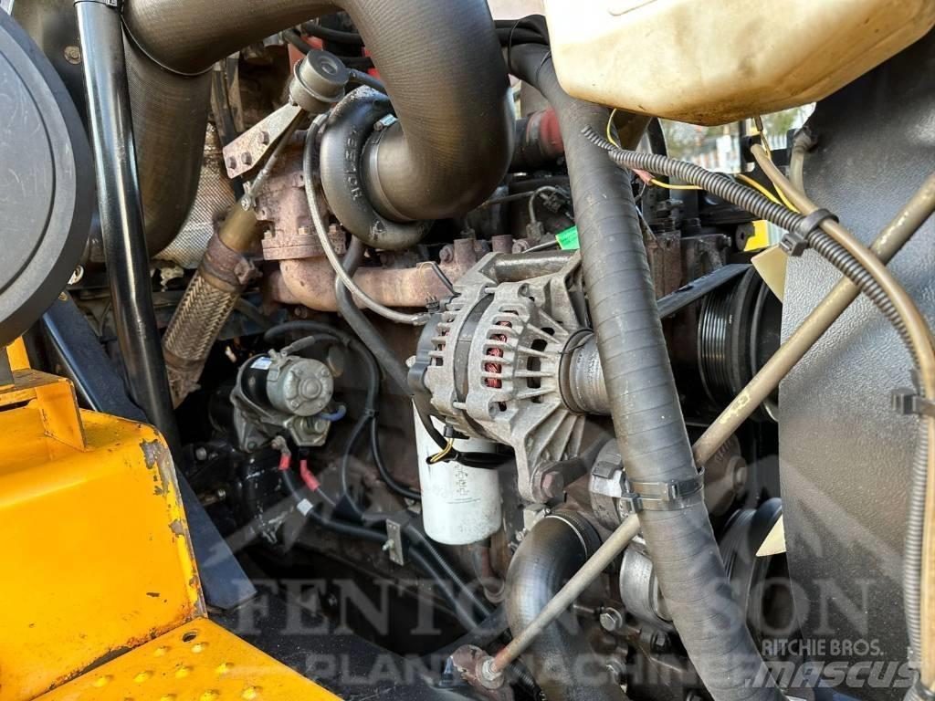 JCB 714 Kĺbové nákladné autá