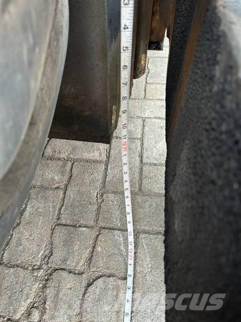 Kalmar DCB 28-1200 Dieselové vozíky