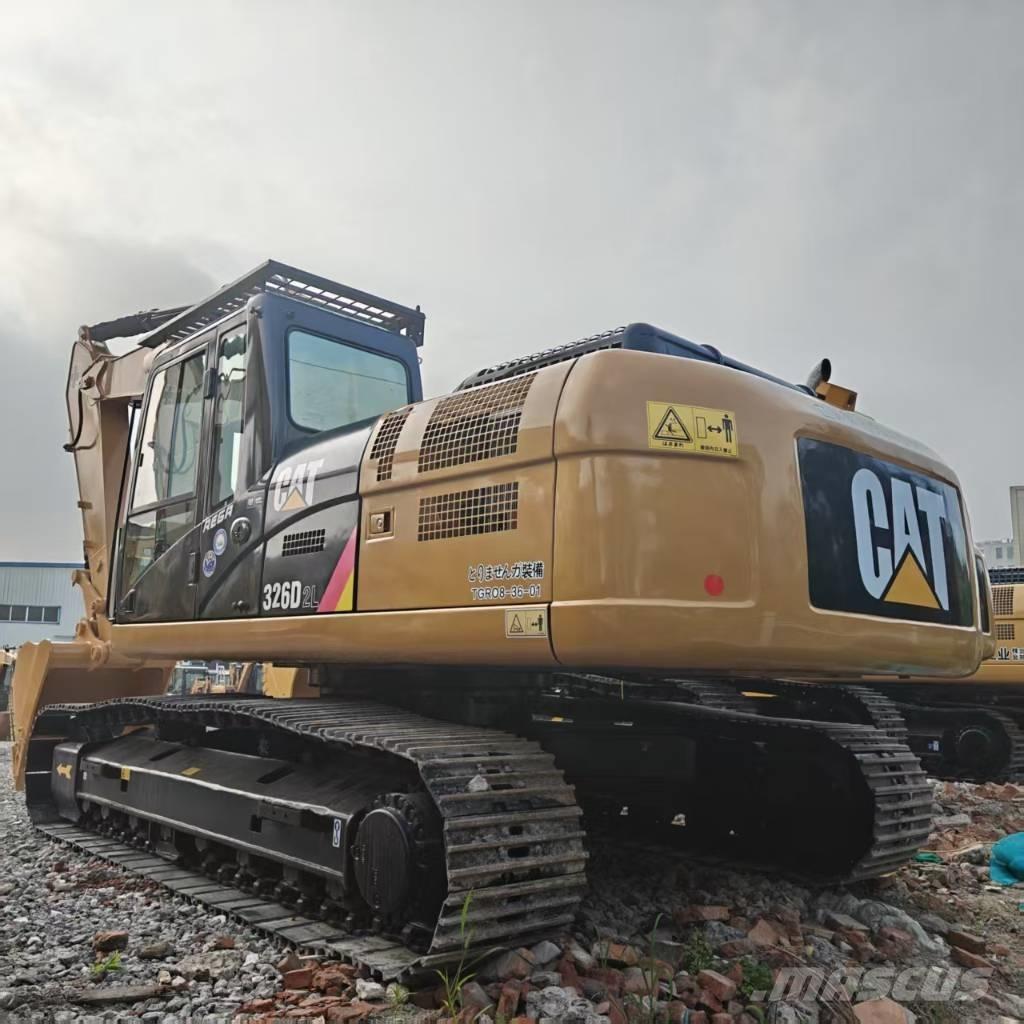 CAT 326DL Pásové rýpadlá
