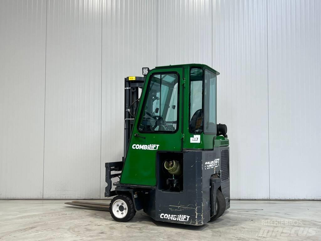 Combilift CB2500 lpg 4 cestné vysokozdvižné vozíky