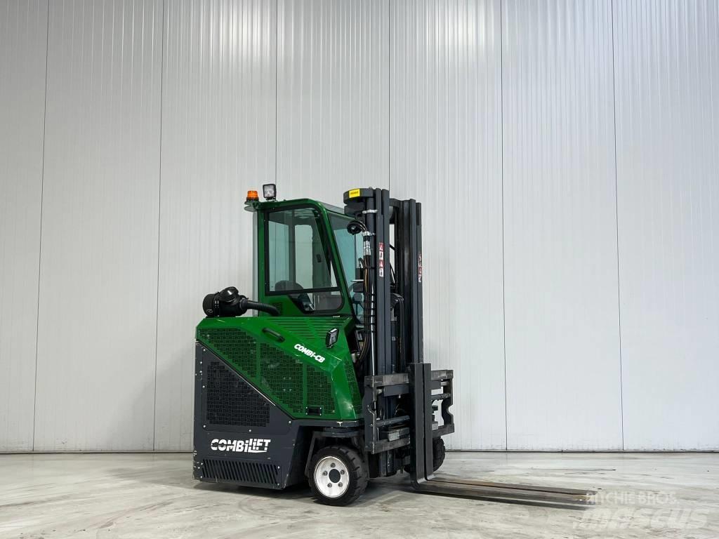 Combilift CB2500 lpg 4 cestné vysokozdvižné vozíky