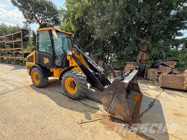 JCB 406 Kolesové nakladače
