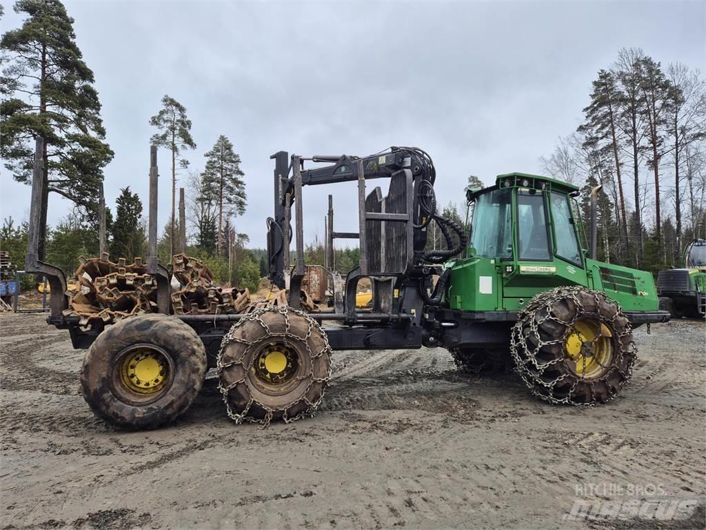 John Deere 1110D Lesné traktory