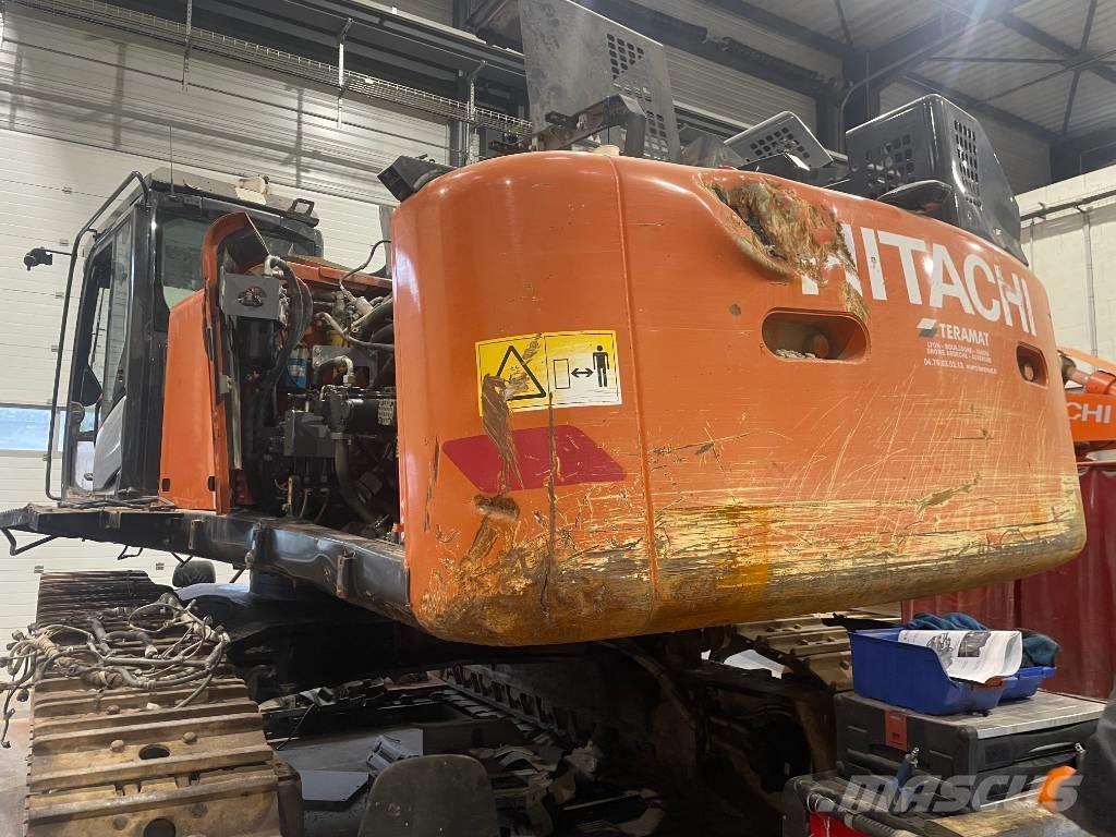 Hitachi ZX490LCH-6 Pásové rýpadlá