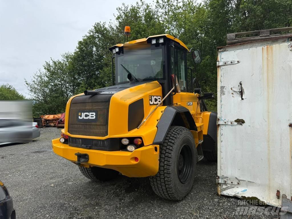 JCB 413K Kolesové nakladače