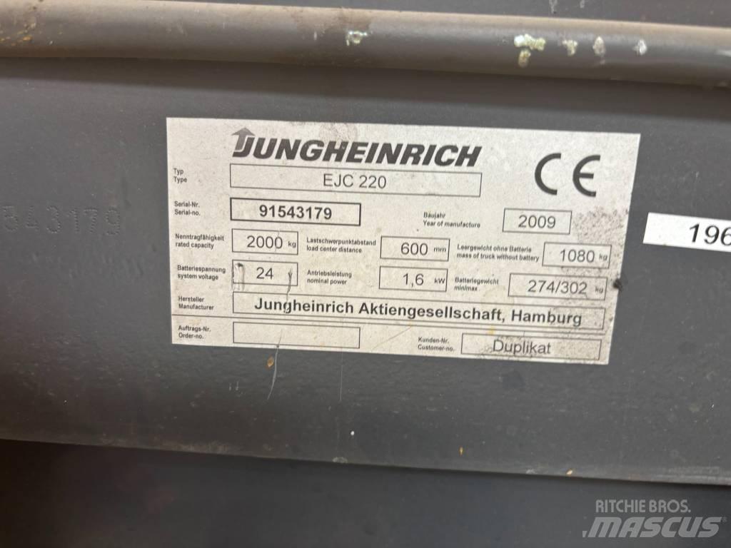 Jungheinrich EJC220 Ručne vedené vysokozdvižné vozíky