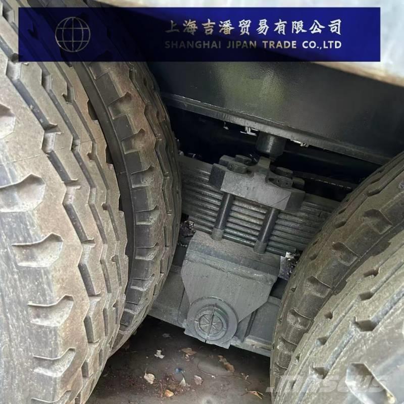 Sany STC 250 H Univerzálne terénne žeriavy