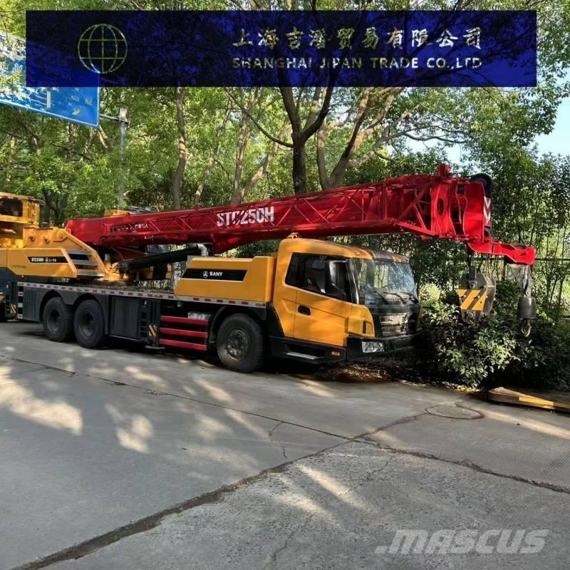 Sany STC 250 H Univerzálne terénne žeriavy