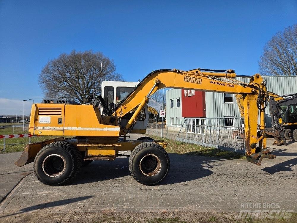 Liebherr A900 Kolesové rýpadlá