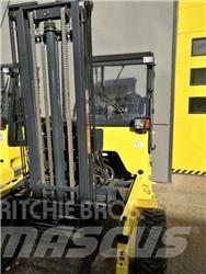 Moffett M8 35.3 Terénne vysokozdvižné vozíky