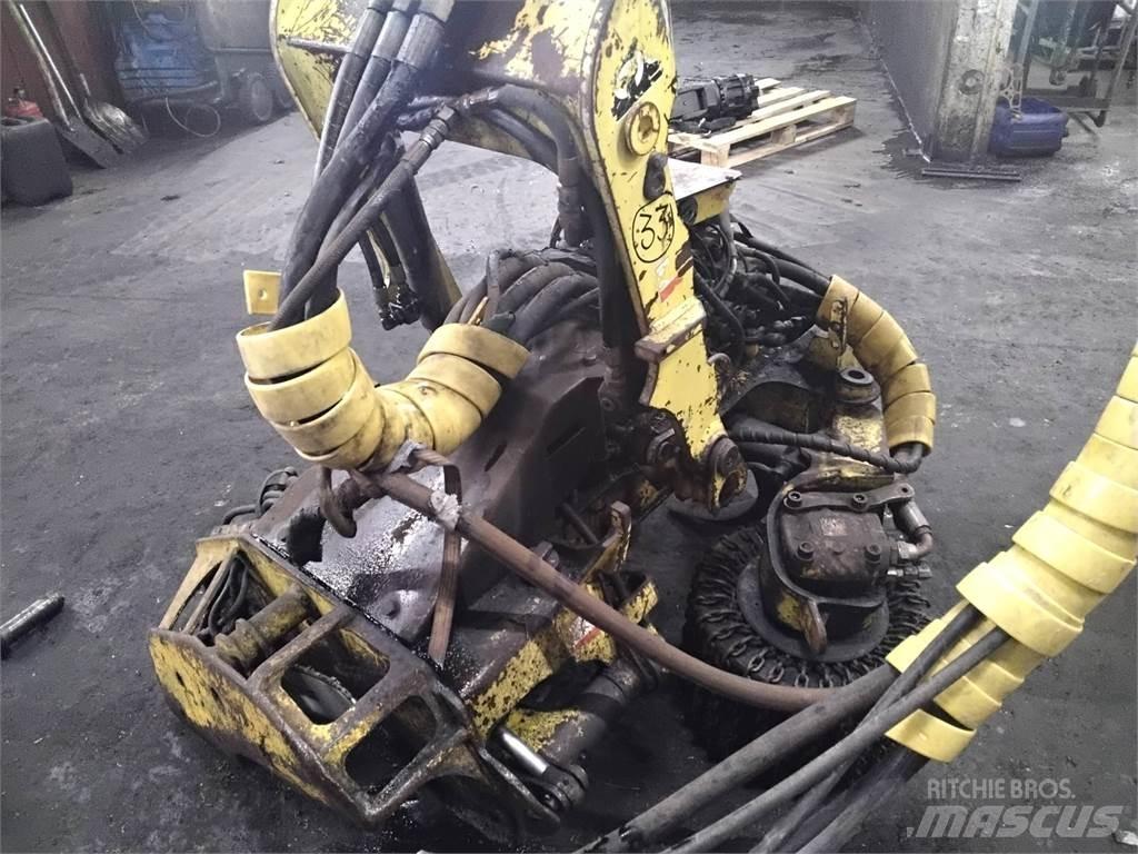 Timberjack 743 Žatevné hlavy