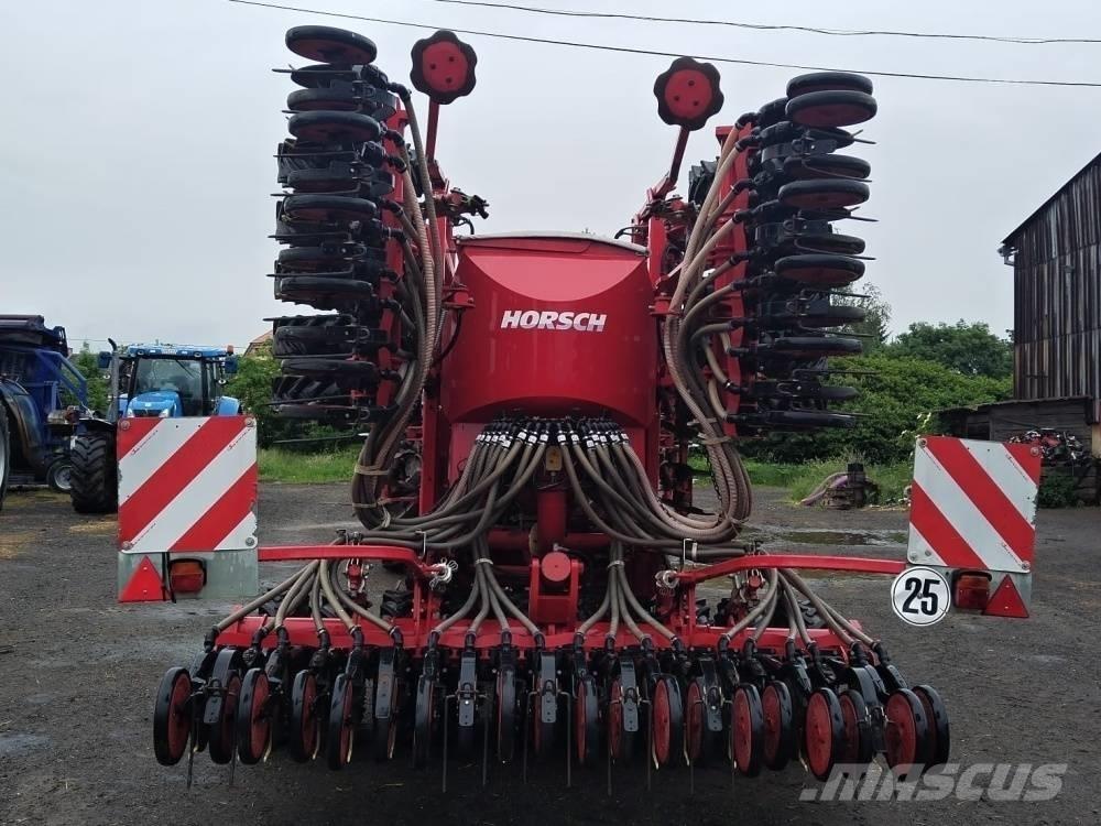 Horsch Pronto 6 DC Kombinované sejačky