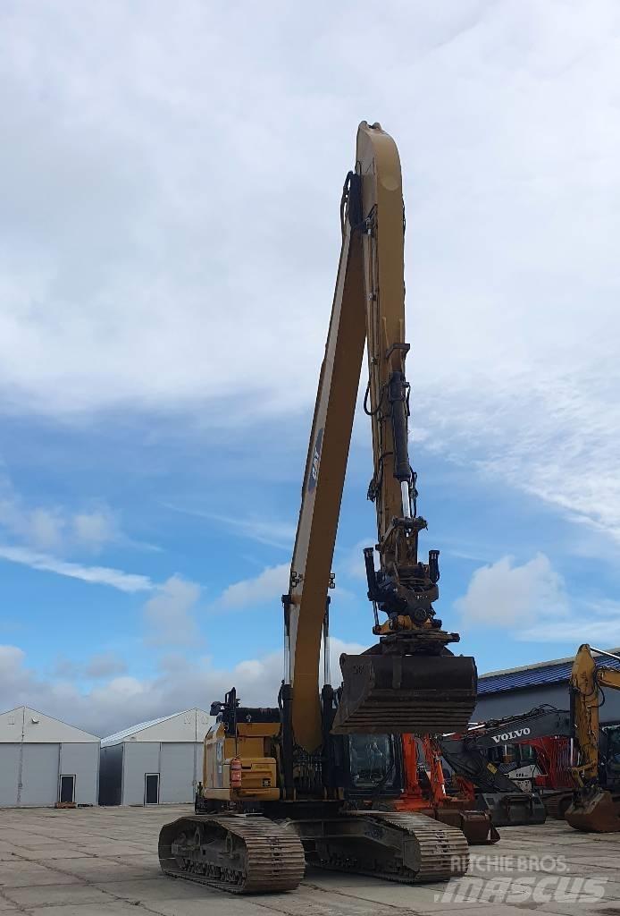 CAT 330 FLN Rýpadlá s dlhým dosahom