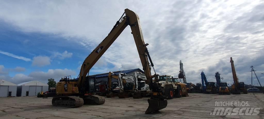 CAT 330 FLN Rýpadlá s dlhým dosahom
