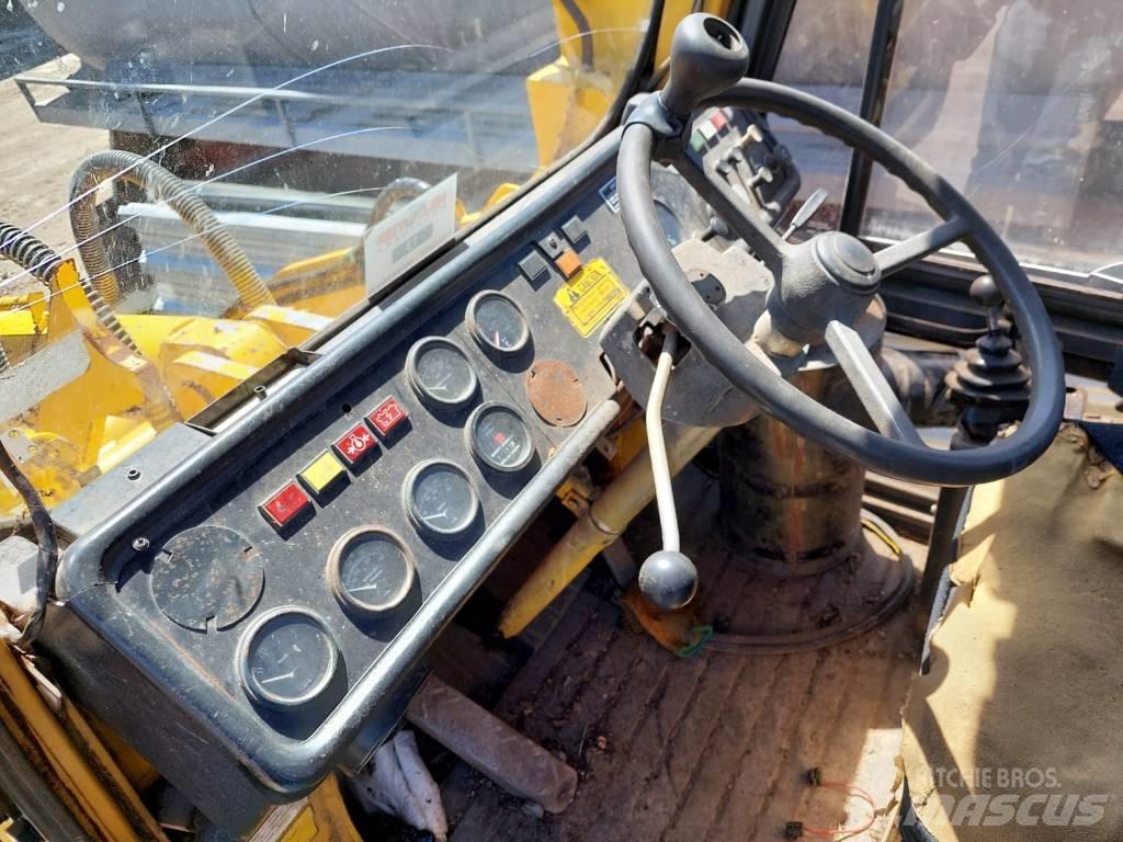 Hanomag 35D Kolesové nakladače